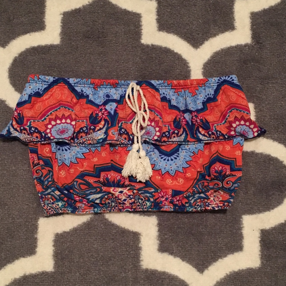 crop top - Picture 2 of 4